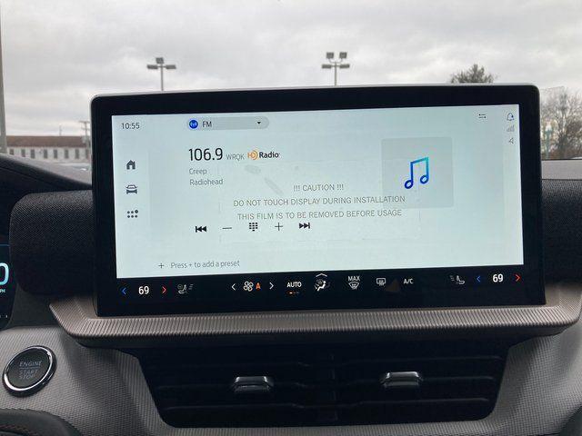 new 2025 Ford Explorer car, priced at $46,085