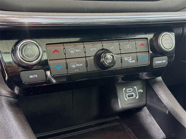 used 2022 Jeep Compass car, priced at $21,670
