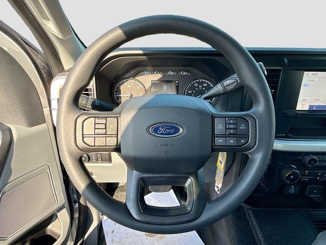 new 2025 Ford F-250 car, priced at $54,595