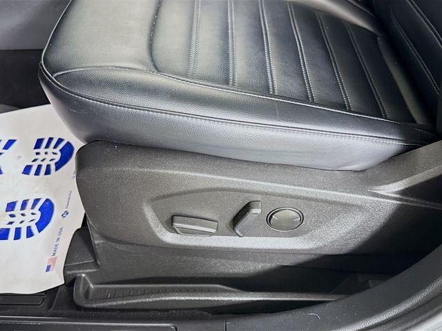 used 2022 Ford Edge car, priced at $28,490