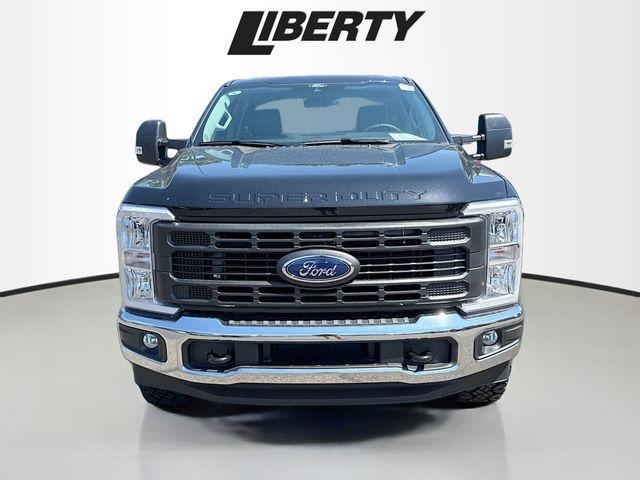 new 2025 Ford F-250 car, priced at $60,458