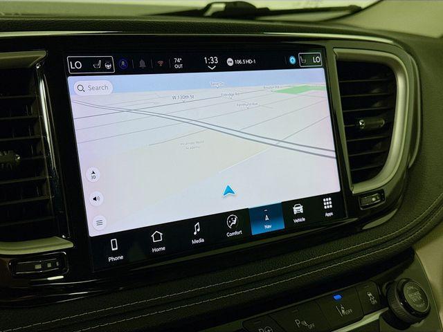 used 2021 Chrysler Pacifica Hybrid car, priced at $24,975