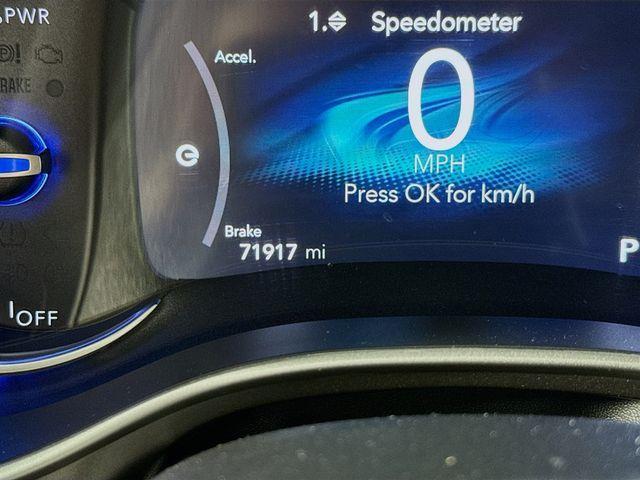 used 2021 Chrysler Pacifica Hybrid car, priced at $24,975