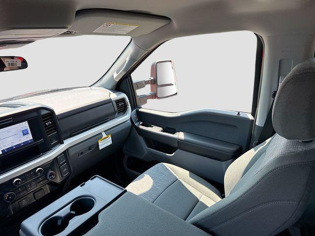 new 2025 Ford F-250 car, priced at $57,500