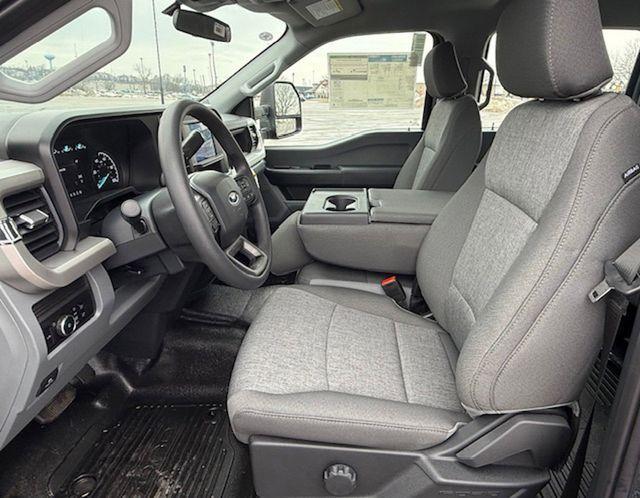 new 2025 Ford F-350 car, priced at $70,412