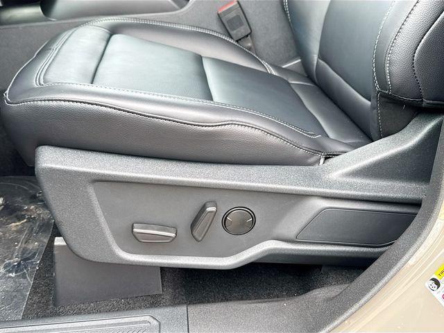 new 2025 Ford Bronco car, priced at $53,477