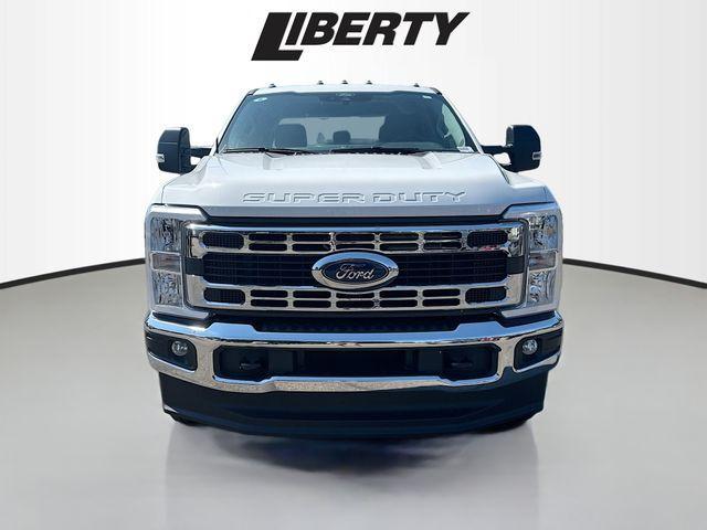 new 2025 Ford F-350 car, priced at $58,573
