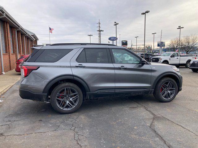 new 2025 Ford Explorer car, priced at $49,960
