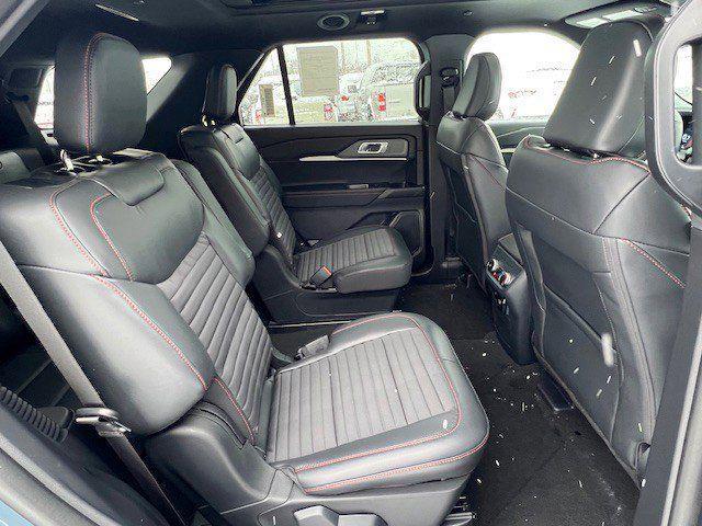 new 2025 Ford Explorer car, priced at $52,525