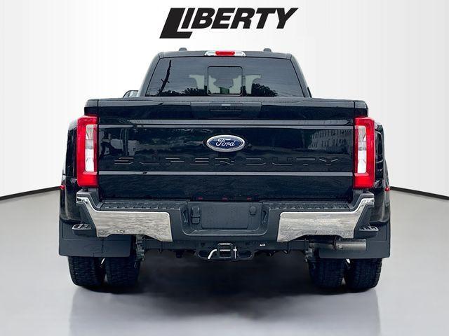 new 2025 Ford F-450 car, priced at $76,695