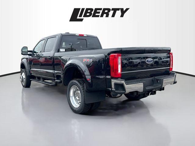 new 2025 Ford F-450 car, priced at $76,695