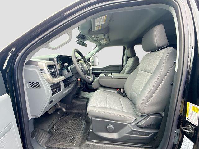 new 2025 Ford F-450 car, priced at $76,695