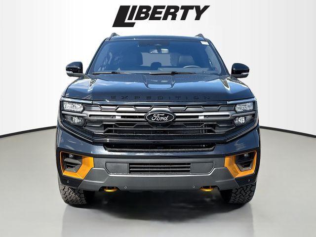 new 2025 Ford Expedition car, priced at $84,701