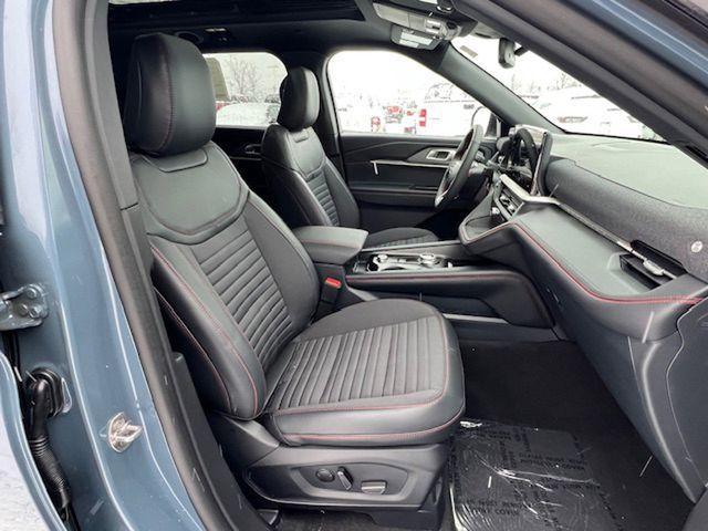 new 2025 Ford Explorer car, priced at $52,290