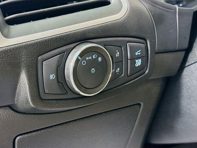 used 2022 Ford Edge car, priced at $25,592