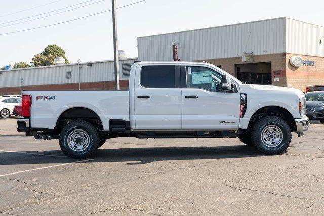 new 2024 Ford F-350 car, priced at $61,293