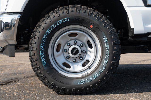 new 2024 Ford F-350 car, priced at $61,293