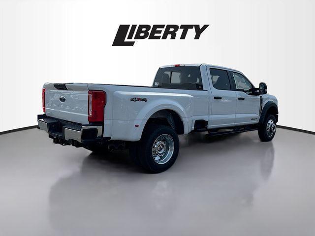 new 2025 Ford F-450 car, priced at $68,190