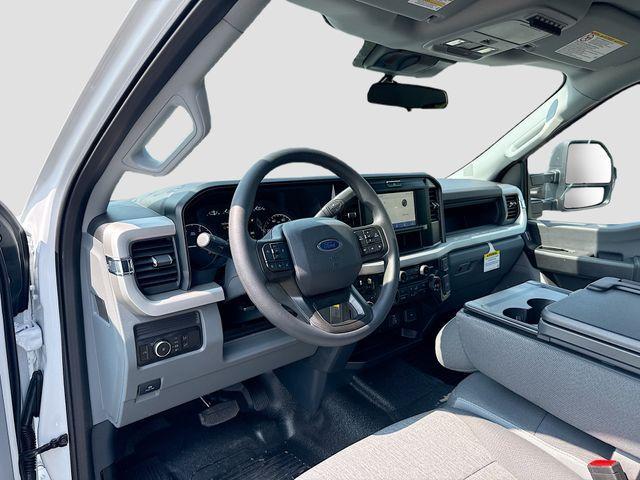 new 2025 Ford F-450 car, priced at $68,190