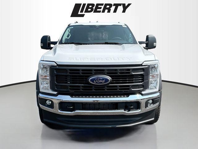 new 2025 Ford F-450 car, priced at $68,190