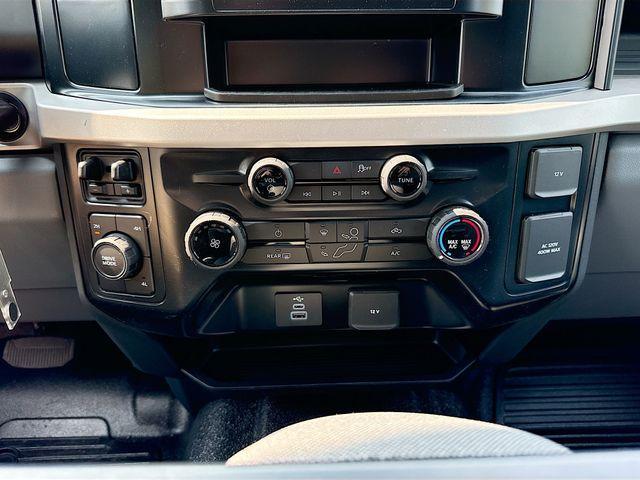 new 2025 Ford F-450 car, priced at $68,190