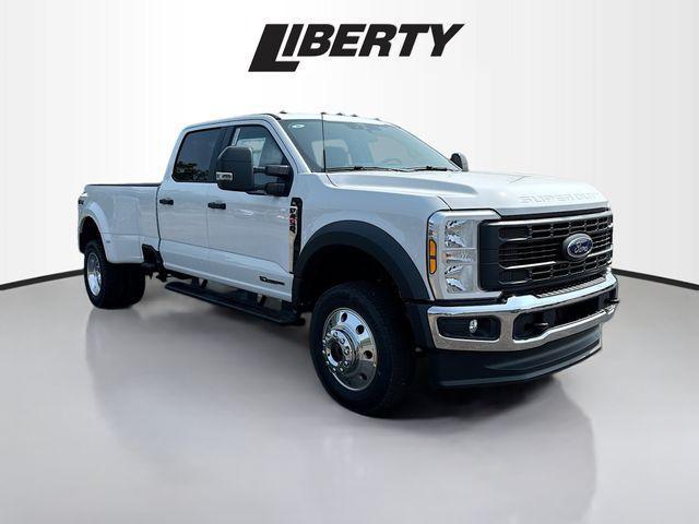 new 2025 Ford F-450 car, priced at $68,190