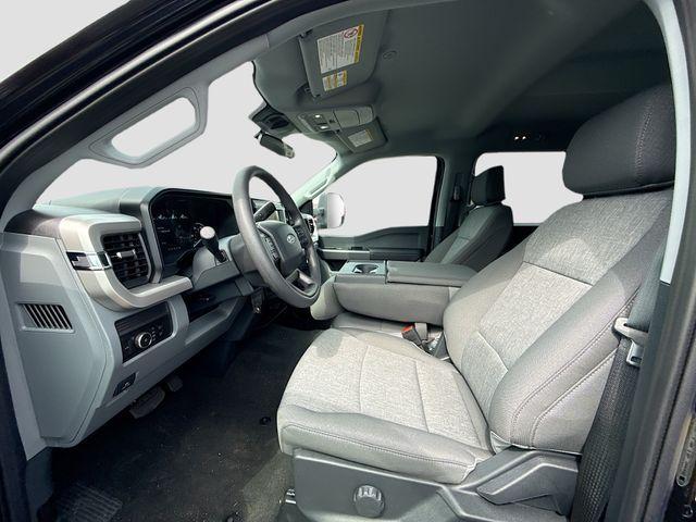 new 2025 Ford F-250 car, priced at $58,820
