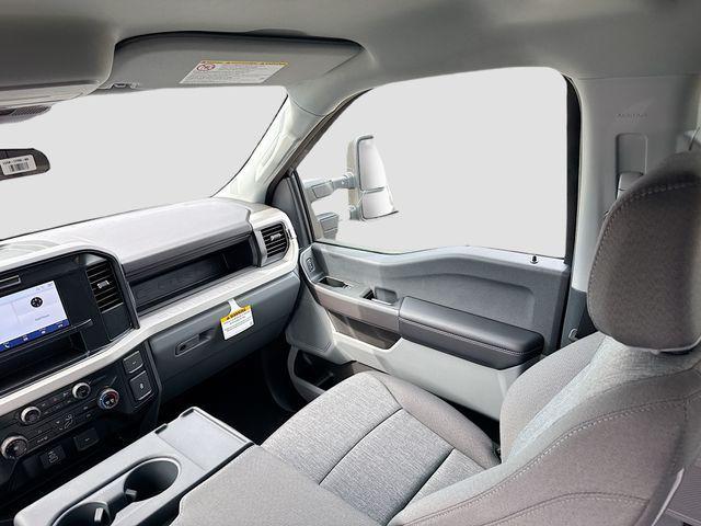 new 2025 Ford F-250 car, priced at $58,820