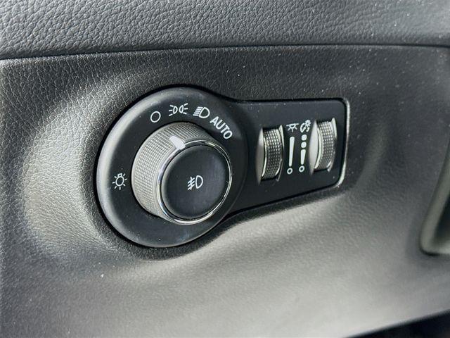 used 2021 Jeep Compass car, priced at $18,260