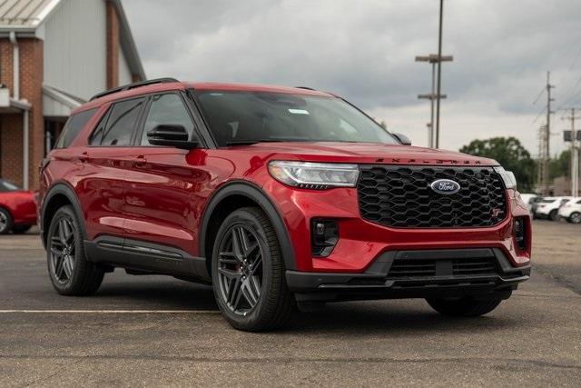 new 2025 Ford Explorer car, priced at $61,645