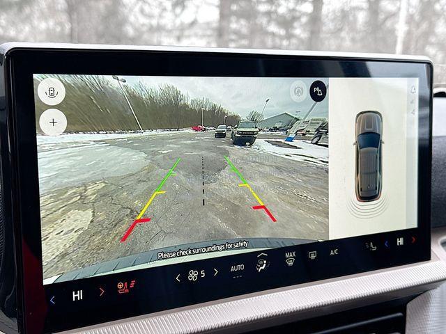 new 2025 Ford Explorer car, priced at $46,801