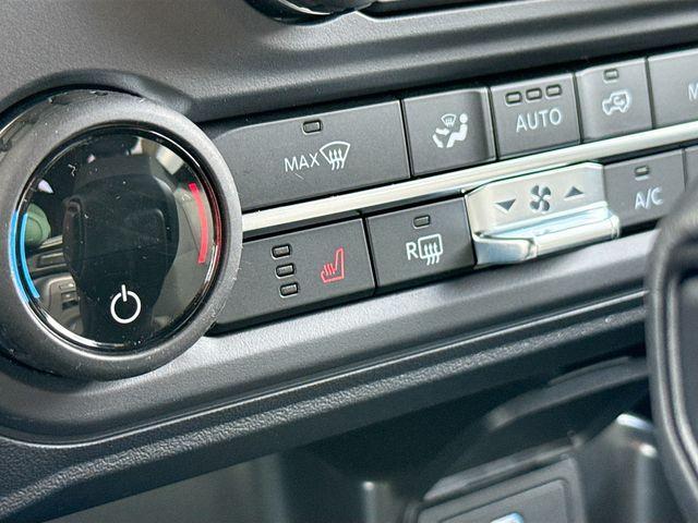 new 2025 Ford Bronco car, priced at $45,175