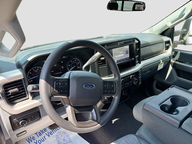 new 2025 Ford F-350 car, priced at $59,134
