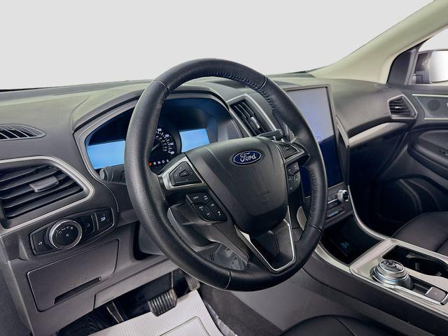 used 2024 Ford Edge car, priced at $29,300