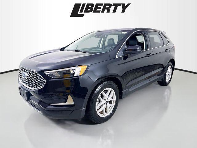 used 2024 Ford Edge car, priced at $29,300