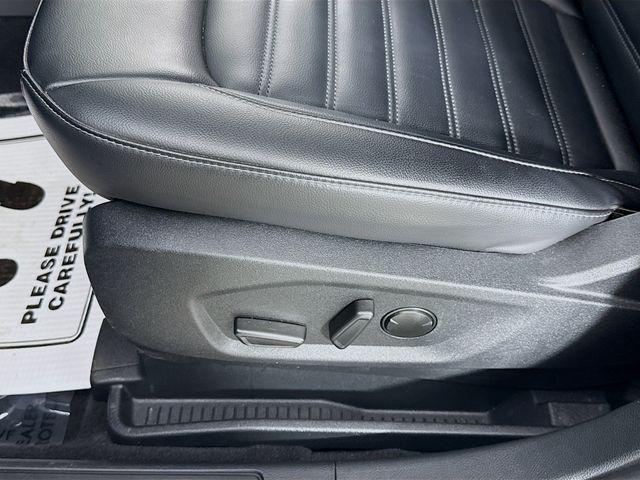 used 2024 Ford Edge car, priced at $29,300