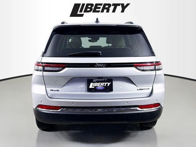 used 2022 Jeep Grand Cherokee car, priced at $29,500