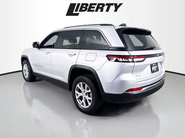 used 2022 Jeep Grand Cherokee car, priced at $29,500