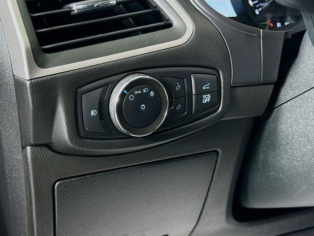 used 2022 Ford Edge car, priced at $26,000