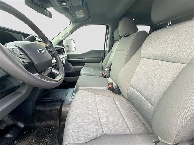 new 2025 Ford F-250 car, priced at $56,940