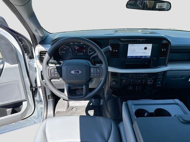 new 2025 Ford F-250 car, priced at $58,385