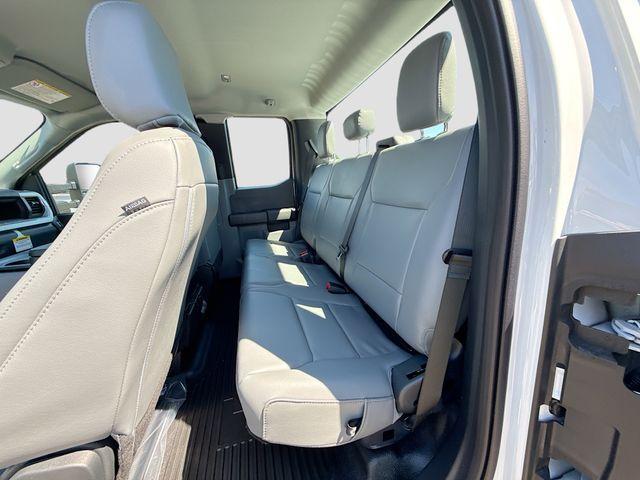 new 2025 Ford F-250 car, priced at $58,385