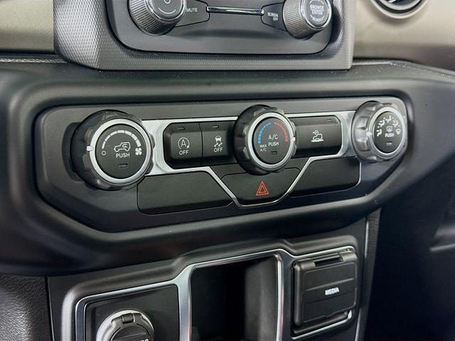 used 2021 Jeep Gladiator car, priced at $27,550