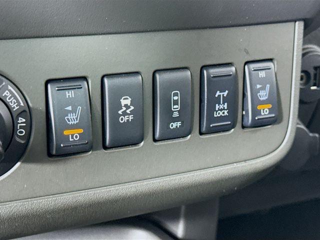 used 2017 Nissan Frontier car, priced at $23,700