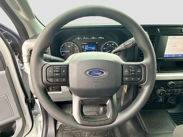 new 2025 Ford F-450 car, priced at $76,695