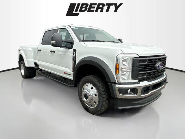 new 2025 Ford F-450 car, priced at $76,695