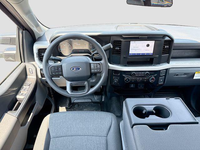 new 2025 Ford F-350 car, priced at $55,525
