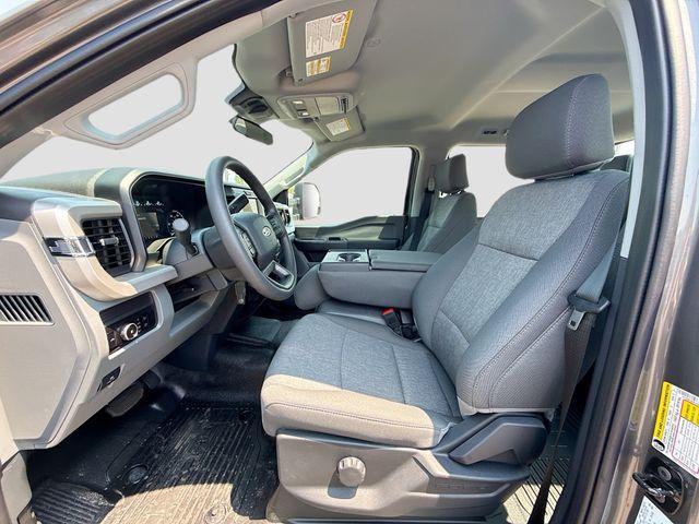 new 2025 Ford F-350 car, priced at $55,525