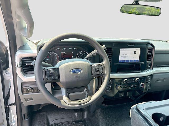 new 2025 Ford F-350 car, priced at $59,995