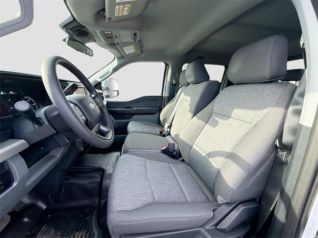 new 2025 Ford F-250 car, priced at $56,940